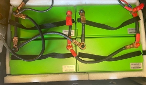 How to connect 12V lithium battery in series